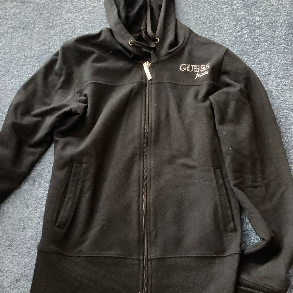 2 GUESS ZIPPER SWEATSHIRTS/ GRAY AND BLACK/ LARGE
